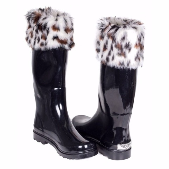 Women Rubber Rain, Mid-Calf Boots Wellies w/ Faux Fur Cuff - Picture 3 of 4